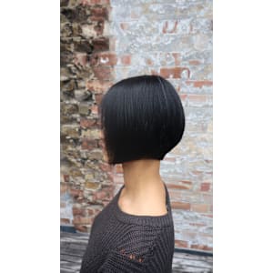 前下がりショートボブ