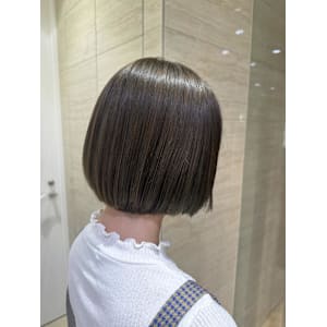 ボブ×カーキグレージュ /コノミ.