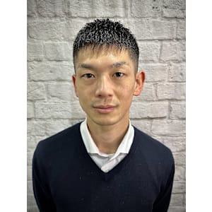 大人スポーツ刈り×フェード【理容室/フェード】