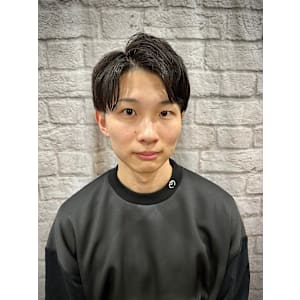 ナチュラルパートスタイル【理容室】