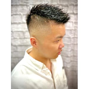 こだわりのソフトモヒカン【フェード】【床屋】