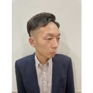 ビジネスマン七三分けツーブロショート【理容室】【七三分け】