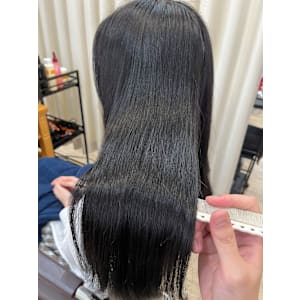 サラサラの大人ロングヘア