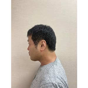 耳だしビジネスマンスタイル