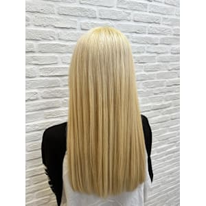 外国人風ブロンド