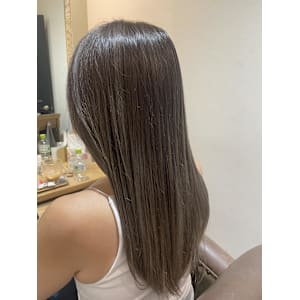 グラデーショングレージュ - 半個室型美容室 Sourire 博多店【ハンコシツガタビヨウシツスーリールハカタテン】掲載中