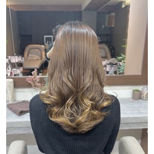 韓国コテ巻き風パーマ