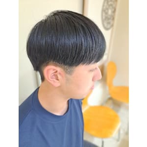 10代20代30代：ツーブロックマッシュ