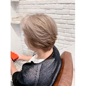 【MAGIC 小名木】白髪ぼかしカラー - MAGIC【マジック】掲載中