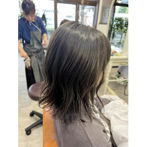 カーキグレージュ/イルミナ