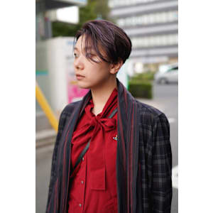 前下がりショート×バイオレットカラー