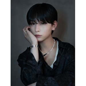 アッシュブラック短髪マッシュ_ba522241