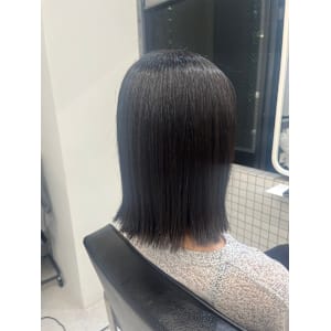 ぱつっとボブ×ダークグレージュ