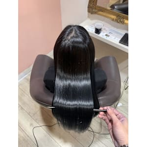 ULTOWAトリートメントで美髪に！