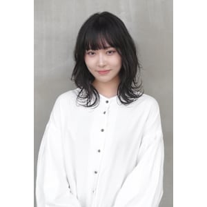 ミディアムレイヤーボブ