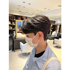 韓国ヘア ダウンパーマ 髪質改善 カルマヘア メンズ韓国ヘア