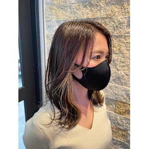 イヤリングベージュ