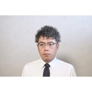 無造作パーマ×ツーブロック