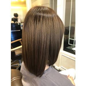 【髪質改善】酸性ストレート　縮毛矯正