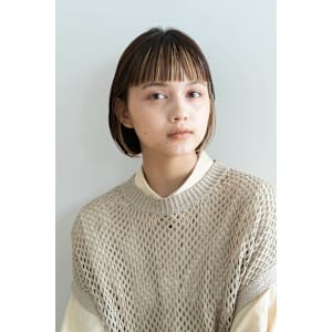 フェイスフレーミングボブ