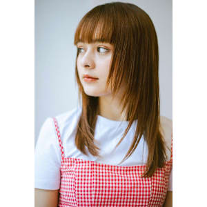 顔周りレイヤースタイル