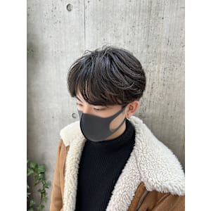 韓国ヘア カルマパーマ ニュアンスパーマ メンズパーマ