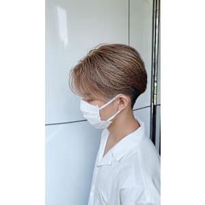 	 ブロンドセンターパート