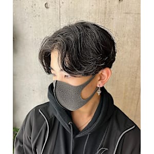 メンズ韓国ヘア カルマパーマ S字バング 原宿 表参道 明治