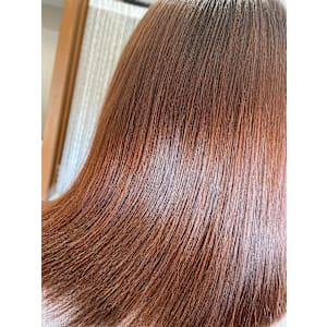 乾かすだけできまるつや髪ナチュラルストレートヘア/宇都宮