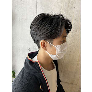 韓国ヘア　刈り上げマッシュ カルマパーマ ツーブロックマッシ