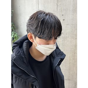 メンズヘア 韓国ヘア グク風カルマパーマ 原宿 明治神宮前