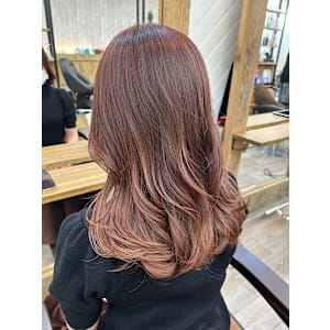 艶髪グラデーションカラーピンクベージュ大人可愛いゆる巻き