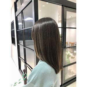 【シアーカラー】ナチュラルストレート