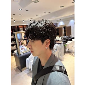 韓国ヘア コンマヘア カルマパーマ センターパート 表参道