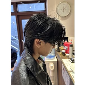 韓国ヘア センターパートウルフ カルマウルフ 表参道