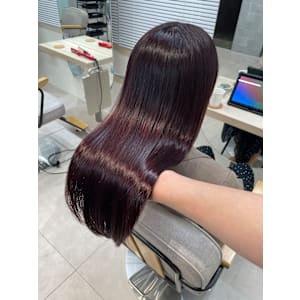 艶髪　ボルドーカラー