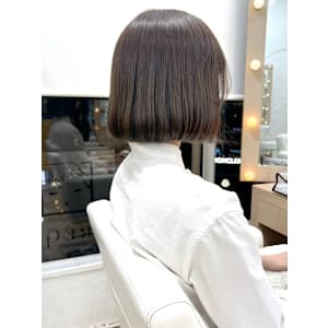 【新井】ぷつんとボブ　カーキグレージュ