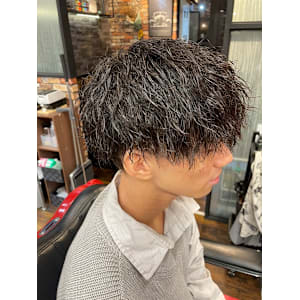 BARBER Chos メンズトータルビューティ×ショート