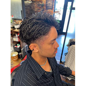 BARBER Chos メンズトータルビューティ×ショート