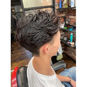 BARBER Chos メンズトータルビューティ×ショート