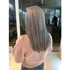 シルバーカラー