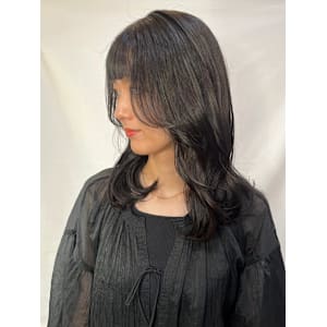 【MICHI 富田店　杉本 郁美】顔周りカット　韓国風　艶感