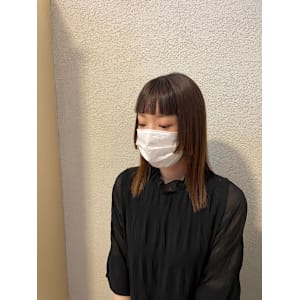 ELLYLONDON 1st.店×ミディアム