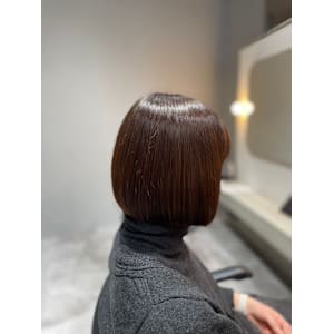 ELLYLONDON 1st.店×ミディアム