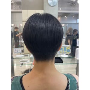 ELLYLONDON 1st.店×ショート