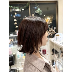 ラベンダーピンク×くびれボブ