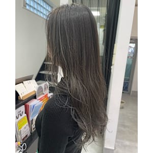 アッシュブラウン