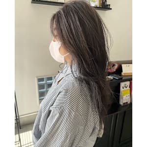 ダークブラウン