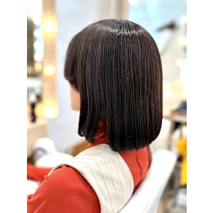 【小林】ブリーチしない白髪ぼかしハイライトの艶ボブ☆