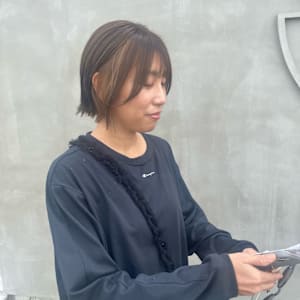 オリーブカラー+ベージュインナーカラー